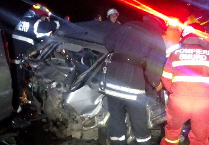 NEWS ALERT Carambol pe autostradă 14 persoane implicate în accident