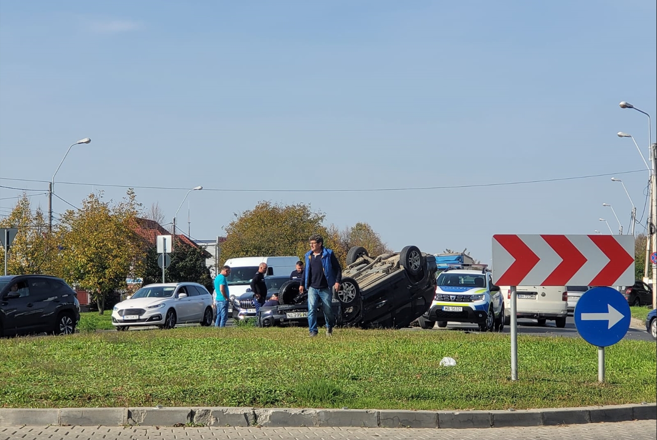 Un Timi Orean A Ajuns Cu Ma Ina Pe Sensul Giratoriu