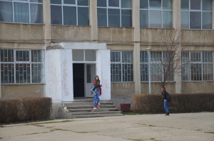 liceu moldova noua1