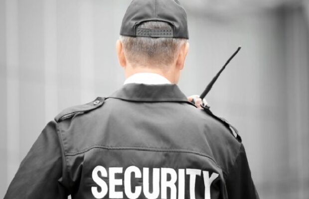 agenti securitate