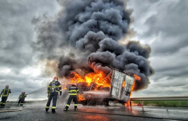 incendiu camion a1