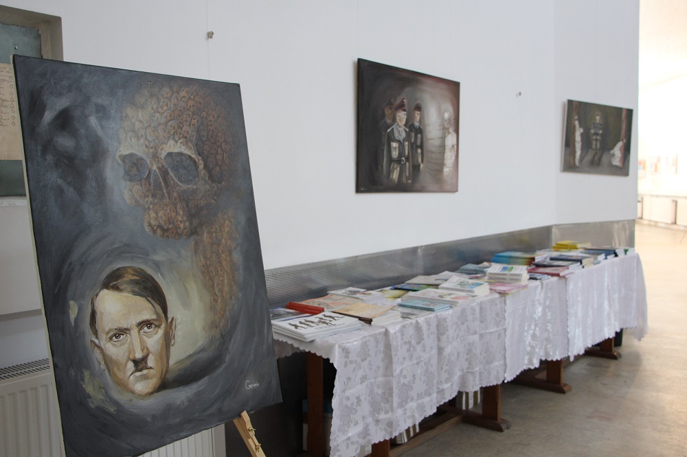expozitie carte romi (2)
