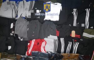 haine contrafăcte la vânzare
