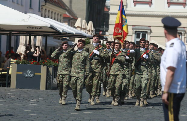 parada militara ziua timisoarei (2)