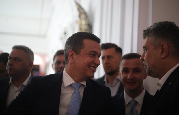 ministrul transporturilor sorin grindeanu (psd) alaturi de alfred simonis si marcel ciolacu, premierul romaniei