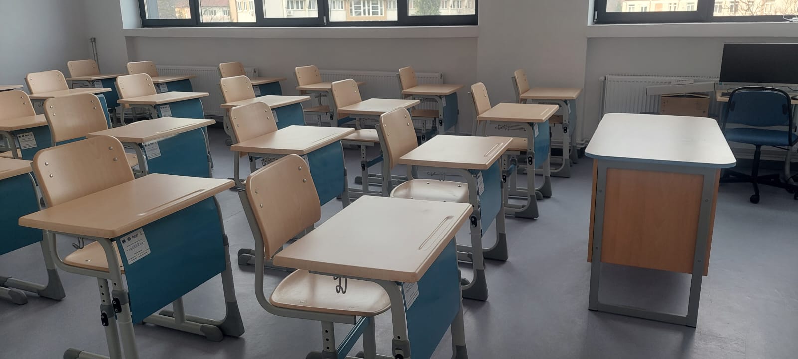 mobilier modern scoli resita