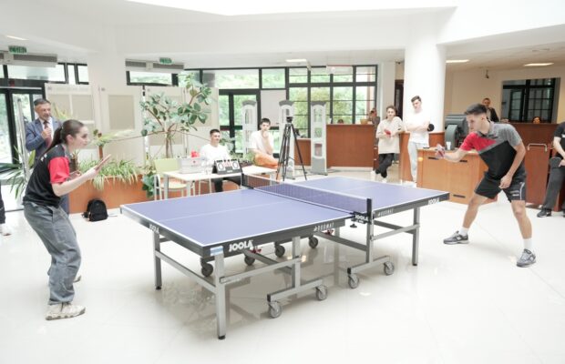 poli ping pong challenge upt