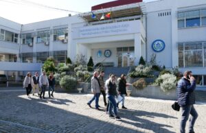 universitatea stiintele vietii timisoara flagrant dna mita profesor