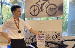 david borovic, premiat cu aur pentru bicicleta hibrida electrica