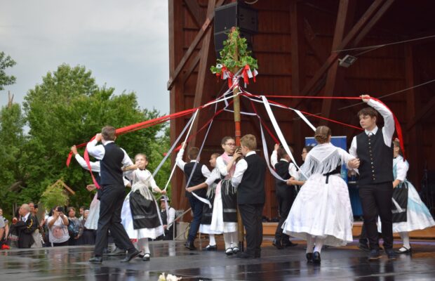 edelweiss la festivalul etniilor de la muzeul satului banatean