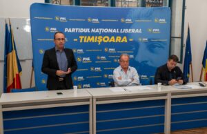 cristian busoi, vasile blaga si marilen pirtea in sediul pnl timis din timisoara