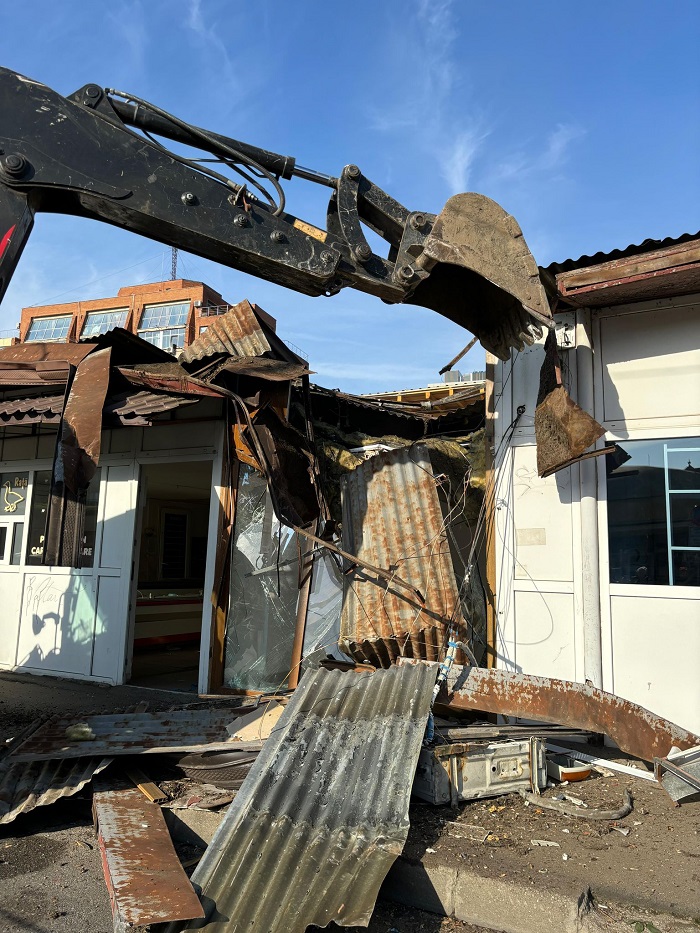 demolari in piata 700 din timisoara