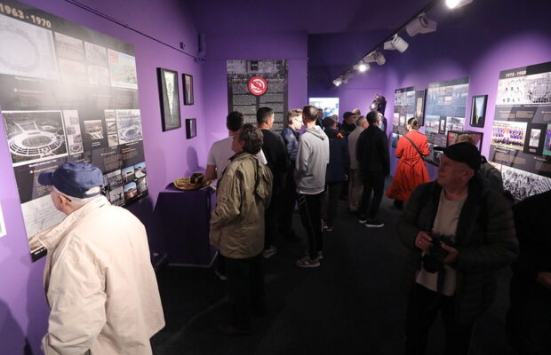 La Timisoara Expozitia „La revedere, El monumental!” de pe stadionul „Dan Păltinișanu”