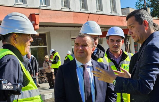 ministrul transporturilor sorin grindeanu gara lugoj