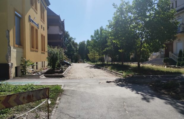 strada cezar din timisoara inca neasfaltata