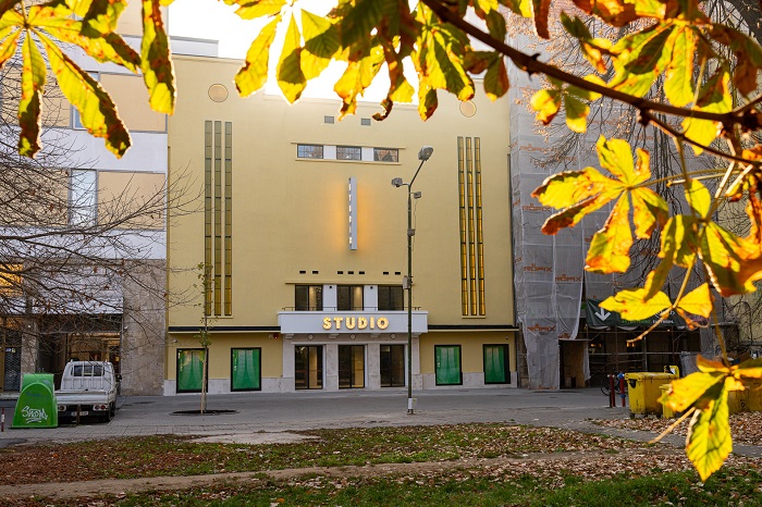 fatada cinema studio