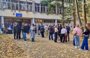 moldovenii voteaza la timisoara la alegerile prezidentiale