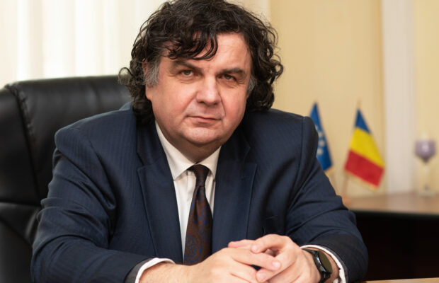 rector upt florin dragan