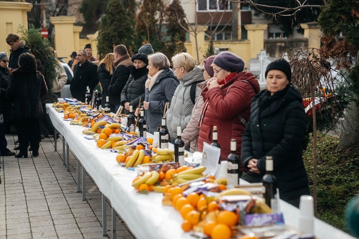 parastas in amntirea eroilor revolutiei