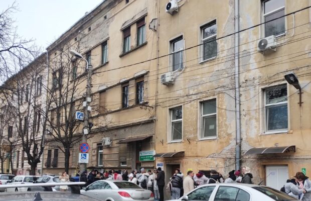 protest maternitatea odobescu timisoara (1)