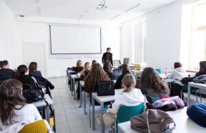 laborator studenti universitatea de vest timisoara