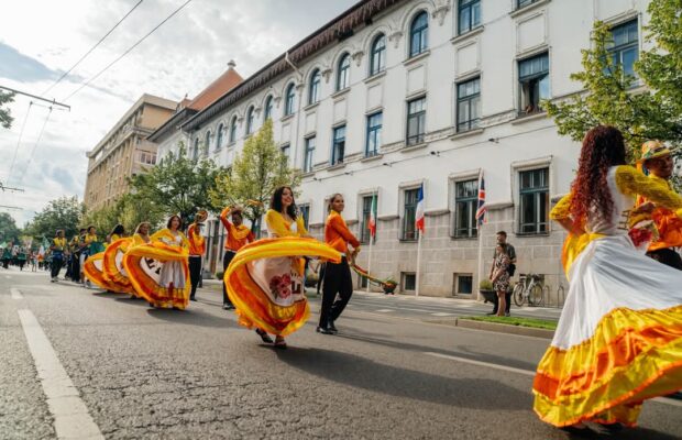 cadouri primite de oficialii primariei timisoara in 2024