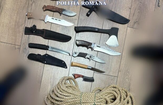 Camera unui student din Timișoara: topor, cuțite și funie! Un arsenal șocant...
