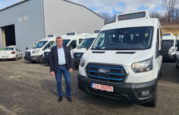 primar brebu primire microbuz scolar