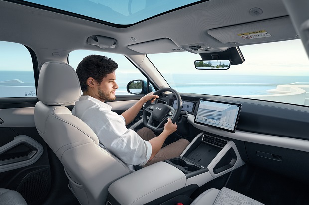 03、interior screen download jpg 5000px rgb